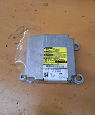 Toyota Avensis T250 Airbag control unit/module 8917005122 232517102 PT2J5K00LW