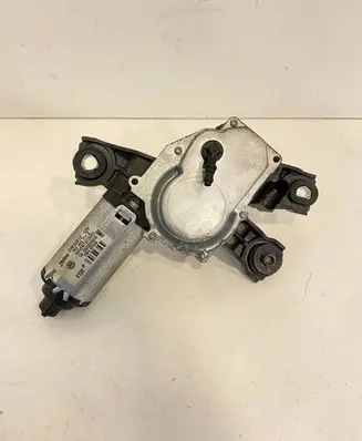 Volkswagen PASSAT B6 Rear window wiper motor 3C9955711A