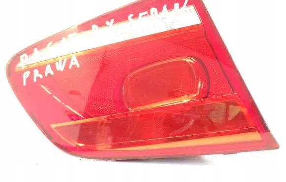 Volkswagen PASSAT B7 Tailgate rear/tail lights 3AE945093K