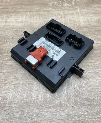 Audi A6 S6 C6 4F Comfort/convenience module 4F0907279 4F0910279D