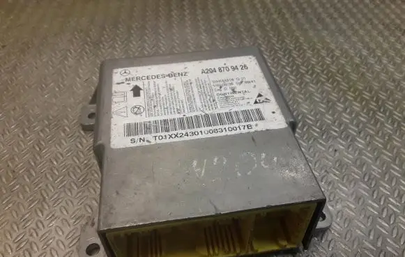 Mercedes-Benz C W204 Airbag control unit/module 2048709426