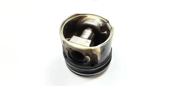 Peugeot 307 Piston 