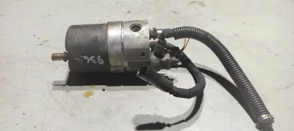 Volkswagen PASSAT B5.5 Fuel injection high pressure pump 8E0614175D