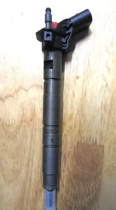 Fuel injector