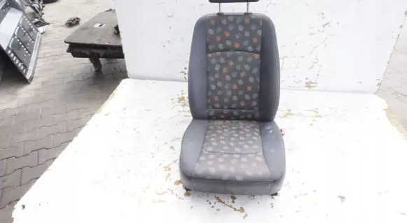 Mercedes-Benz Vito Viano W639 Front passenger seat