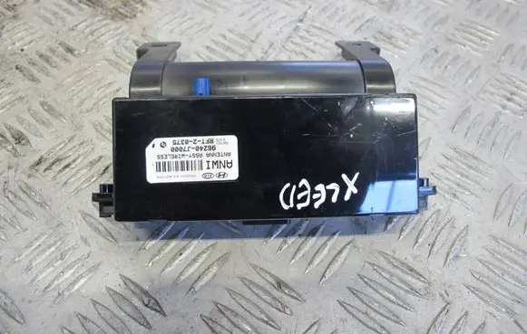 KIA Xceed Antenna control unit 96240-J7000