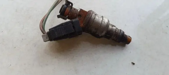 Chrysler Voyager Fuel injector md158484 inp-066
