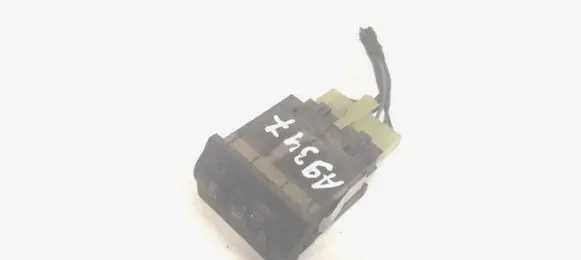 Skoda Octavia Mk1 (1U) Seat heating switch 1U0963563B
