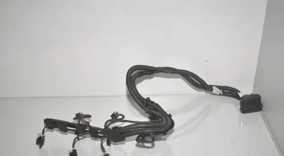 BMW 2 F46 Fuel injector wires 8634244 12518634244