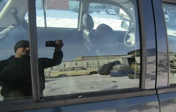 Opel Frontera B Rear door window glass 