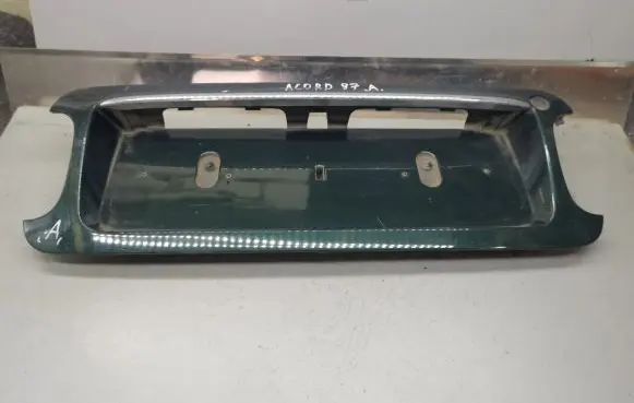 Honda Accord Trunk door license plate light bar 74891SN70000