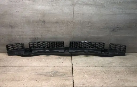 Volkswagen Touareg II Rear bumper mounting bracket 7P6807863 1355K70492
