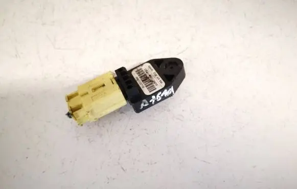 Toyota Avensis T250 Airbag deployment crash/impact sensor 8983105010 89831-05010