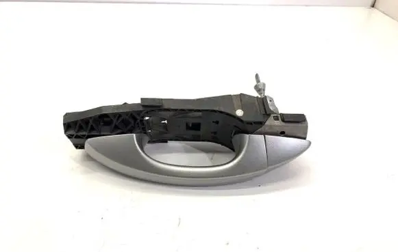 Volkswagen Golf VII Front door exterior handle 