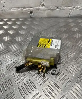 Toyota Avensis T250 Airbag control unit/module 8917005190