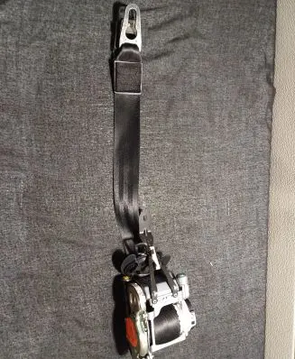 Porsche Macan (95B) Front seatbelt 95b857705G