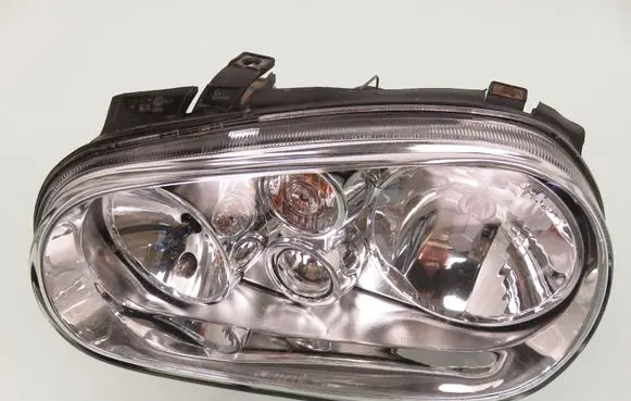 Volkswagen Golf IV Headlight/headlamp 205386