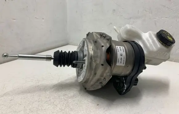 Volkswagen PASSAT B8 Master brake cylinder 3Q1614105BC