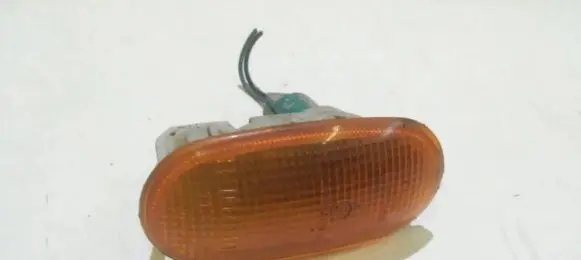 Mitsubishi Colt Front fender indicator light 6r0191048