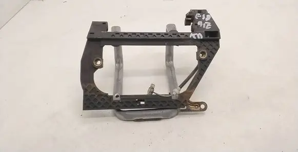BMW 7 E38 Rear door exterior handle/bracket 