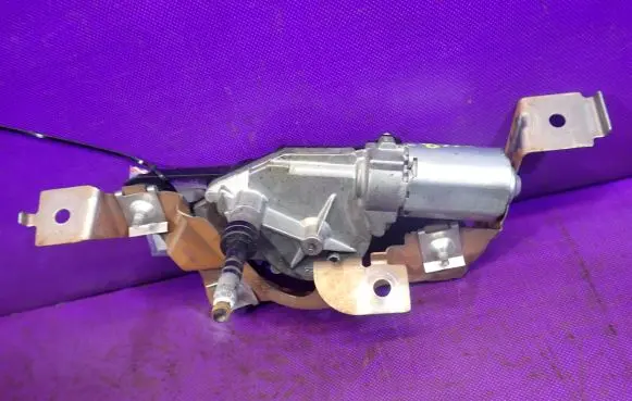 Ford Fiesta Rear window wiper motor 8A61A17K441AA