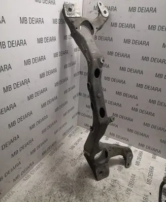 Volkswagen Touareg II Engine mounting bracket 7L8199207A