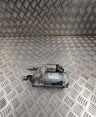 Audi A4 S4 B9 8W Starter motor 04L911024