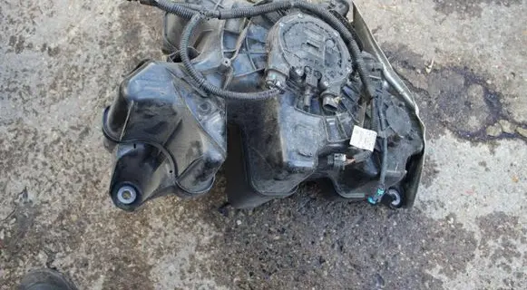 Renault Koleos II AdBlue liquid reservoir 172A26552R 204629323R