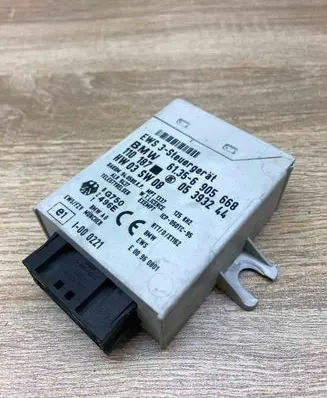 BMW 5 E39 Immobilizer control unit/module 6905668