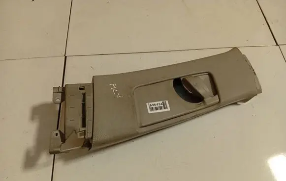Toyota Auris 150 (B) pillar trim (top) 7302402011 73024-02011