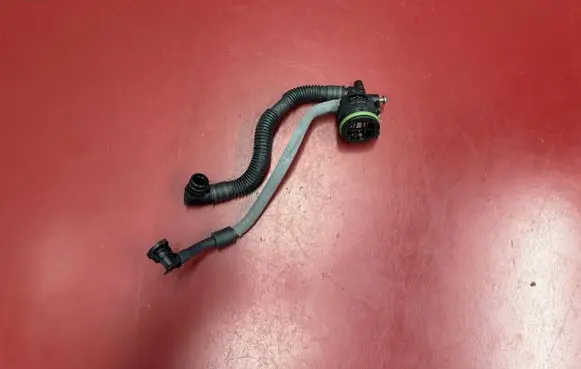 BMW X1 U11 Breather/breather pipe/hose 9487568