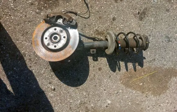 Citroen C4 II Front wheel hub spindle knuckle