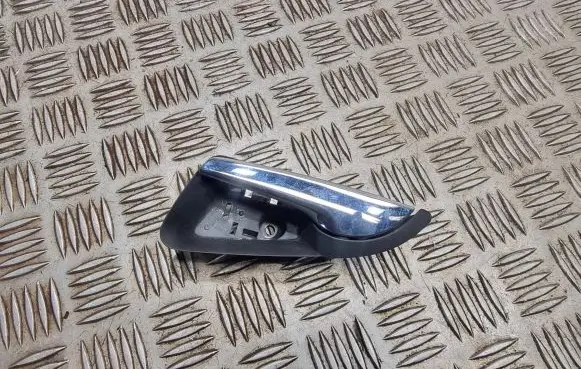Opel Astra J Rear door interior handle 13586866 13388284 95271765