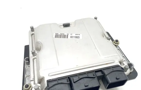Peugeot 307 Engine control unit/module 9647472780 0281011081 9646850580