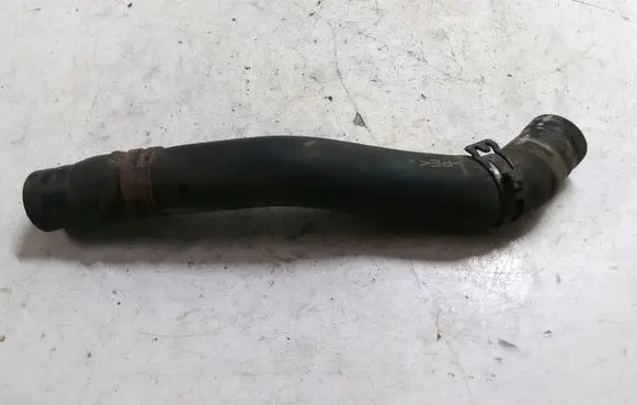Porsche Cayenne (9PA) Engine coolant pipe/hose 7L0815983B