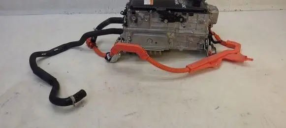 Toyota RAV 4 (XA50) Voltage converter inverter G9200-33140