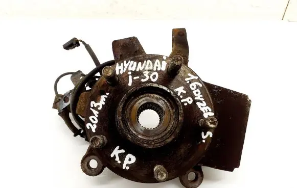 Hyundai i30 Front wheel hub