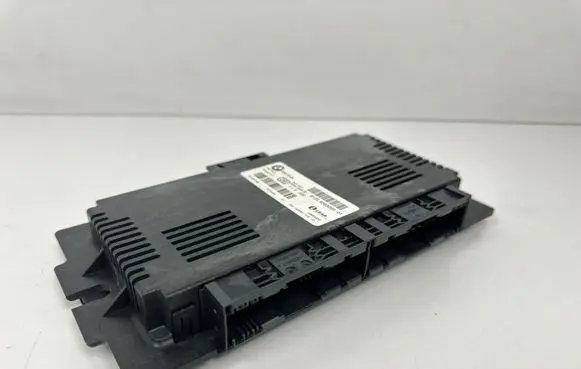 BMW 3 E90 E91 Light module LCM 9383050
