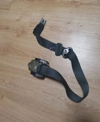Renault Scenic II - Grand scenic II Front seatbelt B506014