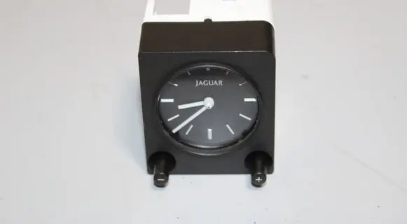 Jaguar XJ X40 Clock LNC4315AC