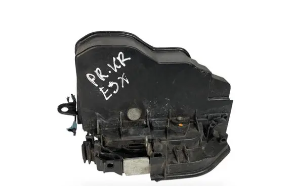 BMW 3 E90 E91 Front door lock 7202145