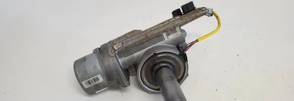 Opel Corsa D Power steering pump 26117867 7724002050 0440514081420