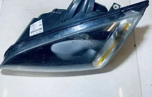 Ford Focus Headlight/headlamp 4m5113w030kb 4m51-13w030-kb