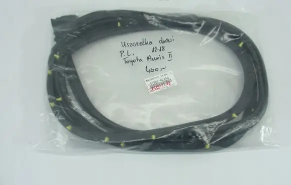 Toyota Auris E180 Rubber seal loading door window/glass A6786202250