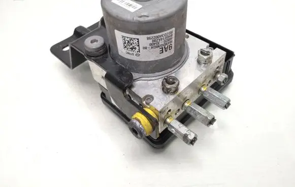 SsangYong Tivoli ABS Pump 4892035400 Az6gac1b112bb02 310w2btf5