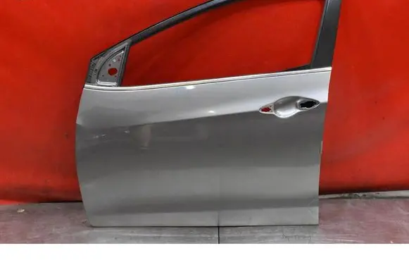 Hyundai i30 Front door