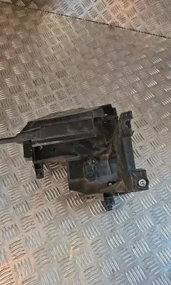 Other engine bay part