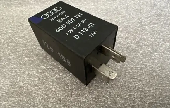 Audi A4 S4 B5 8D Other relay 4D0907131