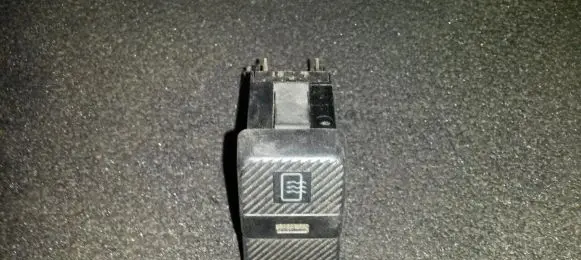 Windscreen/window heater switch