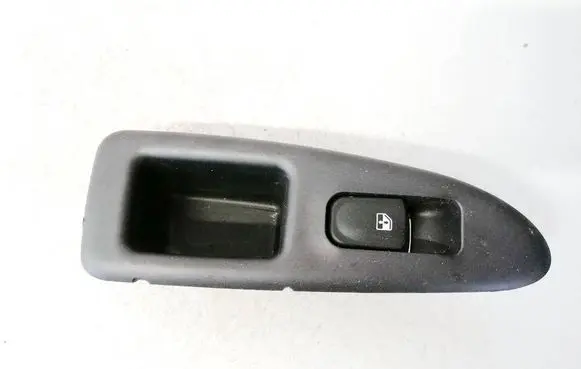 Hyundai Santa Fe Electric window control switch 935802G000 93580-2G000